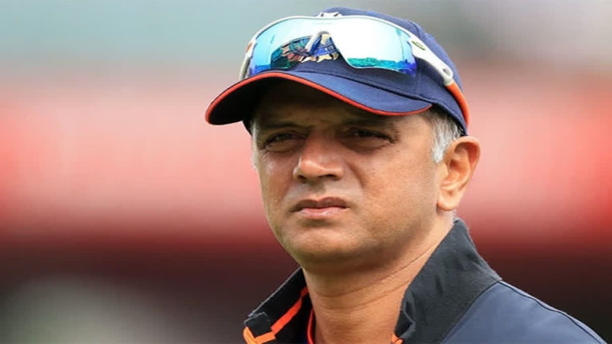ಟೀಂ ಇಂಡಿಯಾದ ಹೊಸ ಕೋಚ್ ಯಾರು? – ರಾಹುಲ್ ದ್ರಾವಿಡ್ ಕೋಚ್ ಆಗಿ ಮುಂದುವರೀತಾರಾ?