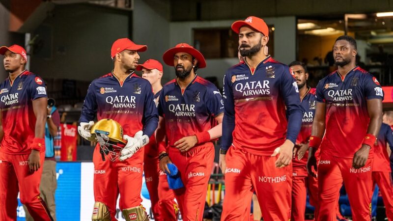 ಫಿಫ್ಫಿ, ಪಂದ್ಯಶ್ರೇಷ್ಠದಲ್ಲೂ RCB ಚರಿತ್ರೆ – 14 ಮ್ಯಾಚ್.. 10 ವಿನ್.. ದಾಖಲೆಗಳೆಷ್ಟು?ಅರ್ಧಶತಕ ಸಿಡಿಸಿ ಮೆರೆದವರು ಯಾರು?