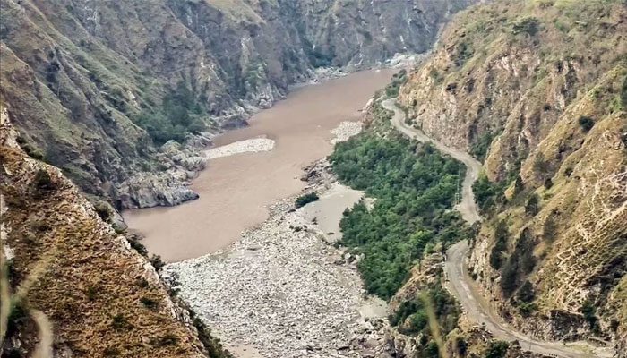 ಚೇನಾಬ್ ನದಿಯ ಹರಿವು ತಡೆದ ಭಾರತ – ಪಾಪಿ ಪಾಕಿಸ್ತಾನದಲ್ಲಿ ನೀರಿಗಾಗಿ ಹಾಹಾಕಾರ!