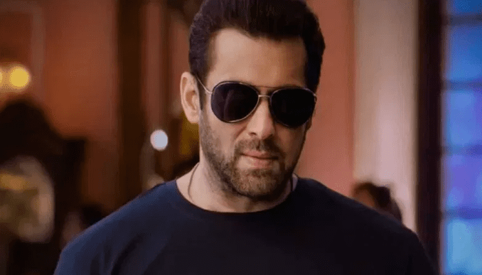 ಬಾಲಿವುಡ್‌ ನಟನಿಗೆ ಜೀವ ಬೆದರಿಕೆ – ಬುಲೆಟ್‌ಪ್ರೂಫ್ ಕಾರು ಖರೀದಿಸಿದ ಸಲ್ಮಾನ್ ಖಾನ್‌!