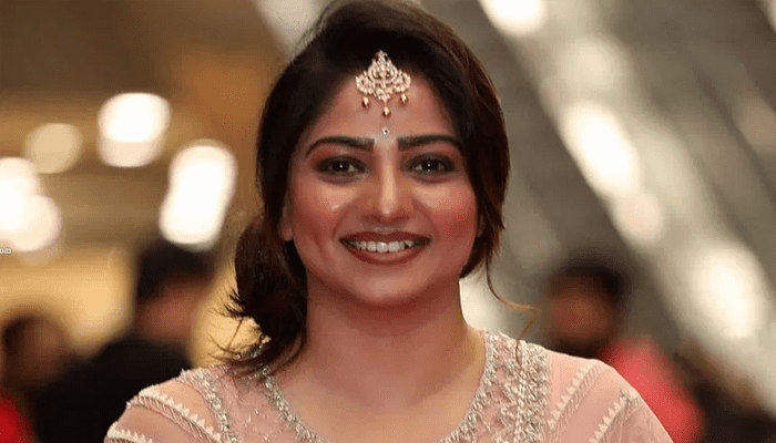 ನಟಿ ರಚಿತಾ ರಾಮ್‌ ವಿರುದ್ಧ ಮತ್ತೊಂದು ದೂರು ಕೇಸ್ – ಅಡ್ವಾನ್ಸ್‌ ಹಣ ವಾಪಸ್‌ ಕೊಡದೆ ಸತಾಯಿಸುತ್ತಿದ್ದಾರಾ ನಟಿ?