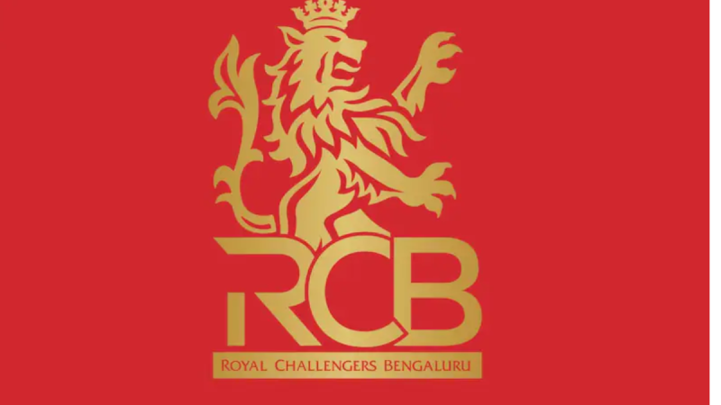 RCB ಫೈನಲ್.. ಫ್ಯಾನ್ಸ್ ಕ್ರೇಜ್ ಫ್ರೀ ಪಾನಿಪೂರಿ.. ಪಬ್ ಸೋಲ್ಡ್ ಔಟ್ಕಪ್ ಗೆಲ್ಲೋ ಮುಂಚೆ ಹವಾ