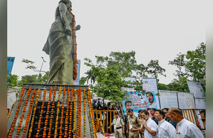 ಶೂ ಧರಿಸಿ ಇಂದಿರಾ ಗಾಂಧಿ ಪ್ರತಿಮೆಗೆ ಪುಷ್ಪ ನಮನ – ರಾಹುಲ್ ಗಾಂಧಿ ವಿರುದ್ದ ವಾಗ್ದಾಳಿ