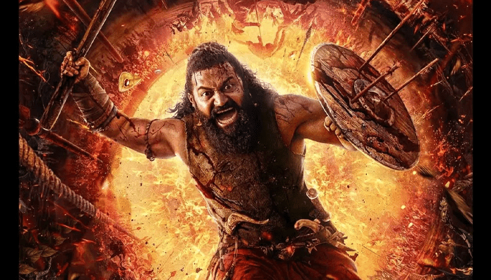 ‌ರಕ್ತಸಿಕ್ತ ಅವತಾರದಲ್ಲಿ ಡಿವೈನ್‌ಸ್ಟಾರ್‌ ಘರ್ಜನೆ! – ಕಾಂತಾರ ಚಾಪ್ಟರ್ 1 ಪೋಸ್ಟರ್‌ ರಿಲೀಸ್‌