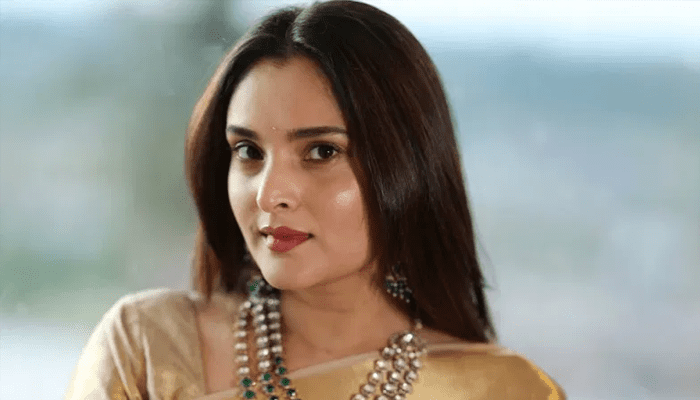 ನಟಿ ರಮ್ಯಾ Vs ದರ್ಶನ್‌ ಫ್ಯಾನ್ಸ್‌ –  ಕೇಸ್‌ ಕೊಟ್ರೂ ನಿಲ್ಲದ ಅಶ್ಲೀಲ ಮೆಸೆಜ್!