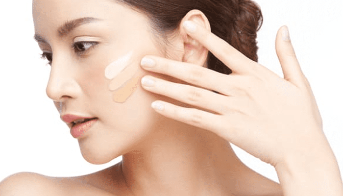 ಫೌಂಡೇಶನ್‌ ಹಚ್ಚುವ ಮುನ್ನ ಎಚ್ಚರ..! – ಅಂದವನ್ನೇ ಹಾಳು ಮಾಡುತ್ತೆ ಸೌಂದರ್ಯ ವರ್ಧಕ!?