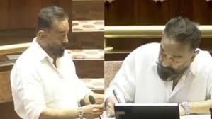 ರಾಜ್ಯಸಭಾ ಸದಸ್ಯರಾಗಿ ಕಮಲ್ ಹಾಸನ್ ಪ್ರಮಾಣ ವಚನ – ತಮಿಳಿನಲ್ಲಿ ಪ್ರಮಾಣವಚನ ಸ್ವೀಕರಿಸಿದ ನಟನಿಗೆ ಚಪ್ಪಾಳೆಯ ಸ್ವಾಗತ