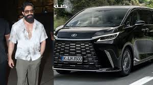 ಐಷಾರಾಮಿ ಕಾರು ಖರೀದಿಸಿದ ರಾಖಿ ಭಾಯ್ – ರಾಕಿಂಗ್ ಸ್ಟಾರ್ ಯಶ್ ಕಾರಿನ ಬೆಲೆ 3 ಕೋಟಿ..!