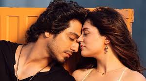 300 ಕೋಟಿ ಬಾಚಿದ ಸೈಯ್ಯಾರಾ – ಬಾಕ್ಸ್ಆಫೀಸ್ ನಲ್ಲಿ ಧೂಳೆಬ್ಬಿಸಿದ ಬಾಲಿವುಡ್ ನ ಹೊಸ ಜೋಡಿಸೈಯ್ಯಾರಾ ನೋಡಿದ ಸೆಲೆಬ್ರಿಟಿಗಳು ಹೇಳಿದ್ದೇನು?