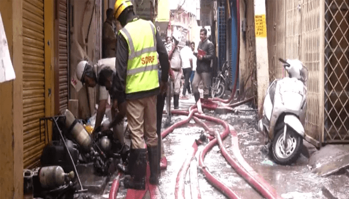 ಬೆಂಗಳೂರಿನಲ್ಲಿ ಭೀಕರ ಅಗ್ನಿ ಅವಘಡಕ್ಕೆ ಓರ್ವ ಬಲಿ – ಸಾವಿನ ಸಂಖ್ಯೆ ಏರಿಕೆ ಸಾಧ್ಯತೆ