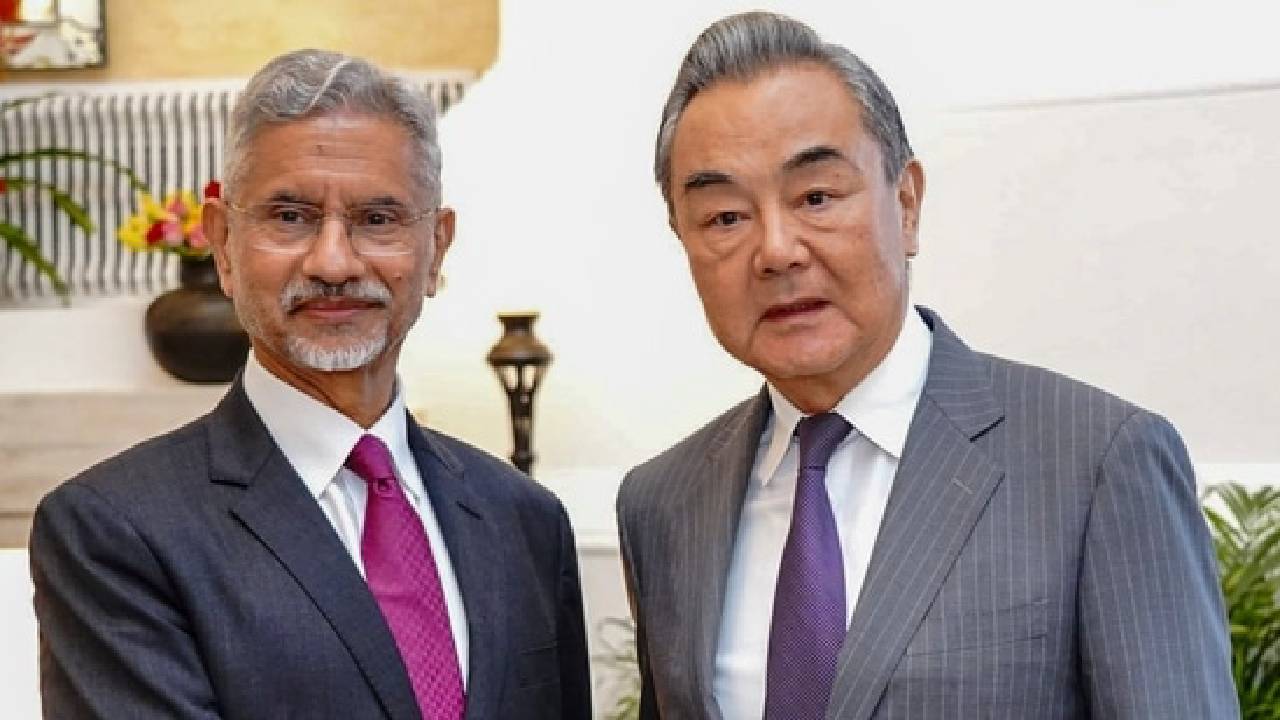 ಭಾರತ ಮತ್ತು ಚೀನಾ ಮತ್ತೆ ದೋಸ್ತಿ – ಚೀನಾ ವಿದೇಶಾಂಗ ಸಚಿವ ವಾಂಗ್ ಯಿ  ಭಾರತಕ್ಕೆ ಭೇಟಿ