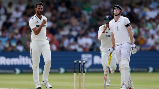 ಸಿರಾಜ್ ಮುಂದೆ ಪ್ರಸಿದ್ಧ್ ಸೈಡ್ ಲೈನ್ – ಫೈನಲ್ ಫೈಟ್.. 8 ವಿಕೆಟ್ ಲೆಕ್ಕಕ್ಕಿಲ್ವಾ?ENGನಲ್ಲಿ ಕನ್ನಡಿಗನಿಗೆ ಅದೆಷ್ಟು ಅವಮಾನ?