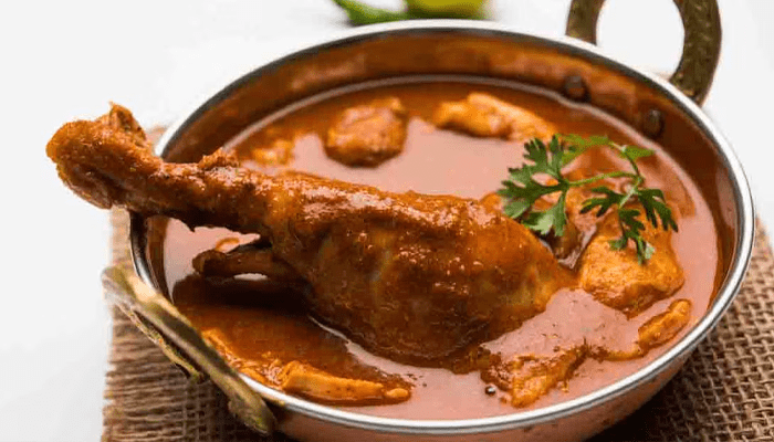 ಕೋಳಿ ಸಾಂಬಾರ್‌ಗಾಗಿ ಗಂಡ, ಹೆಂಡ್ತಿ ಮಧ್ಯೆ ಜಗಳ –  ಕೋಪಗೊಂಡ ಹೆಂಡ್ತಿ ಮಾಡಿದ್ದೇನು ಗೊತ್ತಾ?