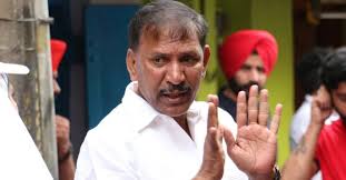 ಸಚಿವ ಜಮೀರ್‌ಗೆ ದುಡ್ಡು ಕೊಟ್ಟವರಿಗೆ ಸಂಕಷ್ಟ – ಕೆಜಿಎಫ್ ಬಾಬುಗೆ ಲೋಕಾಯುಕ್ತ ನೋಟಿಸ್