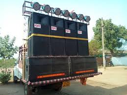 ಚಿತ್ರದುರ್ಗದಲ್ಲಿ DJ ವಶಕ್ಕೆ ಪಡೆದು ಖಾಕಿ ಎಡವಟ್ಟು! – ವಾಹನದ ಡೀಸೆಲ್ ಟ್ಯಾಂಕ್‌ಗೆ ನೀರು ಸುರಿದ ಪೊಲೀಸ್?​​