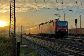 ರೈಲಿನಲ್ಲಿ ಸೌಂಡ್ ಇಟ್ಟು ರೀಲ್ಸ್ ,ಹಾಡು ಕೇಳಿದ್ರೆ ಹುಷಾರ್ – ದಂಡದ ಜೊತೆ ಕಠಿಣ ಶಿಕ್ಷೆ ಫಿಕ್ಸ್