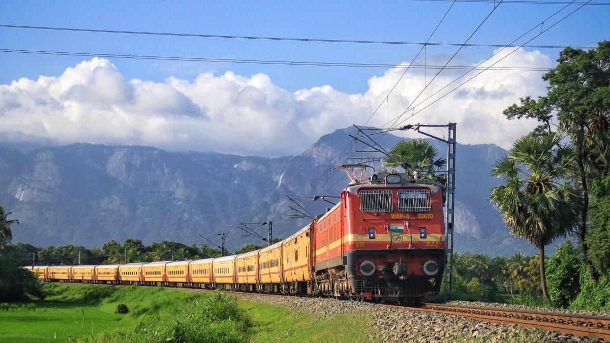 ರಾಜ್ಯದ  ಅಯ್ಯಪ್ಪ ಸ್ವಾಮಿ ಭಕ್ತರಿಗೆ ಕೇಂದ್ರ ಗುಡ್‌ನ್ಯೂಸ್ – ಹುಬ್ಬಳ್ಳಿ-ಕೊಲ್ಲಂಗೆ  ಸ್ಪೆಷಲ್ ಟ್ರೈನ್