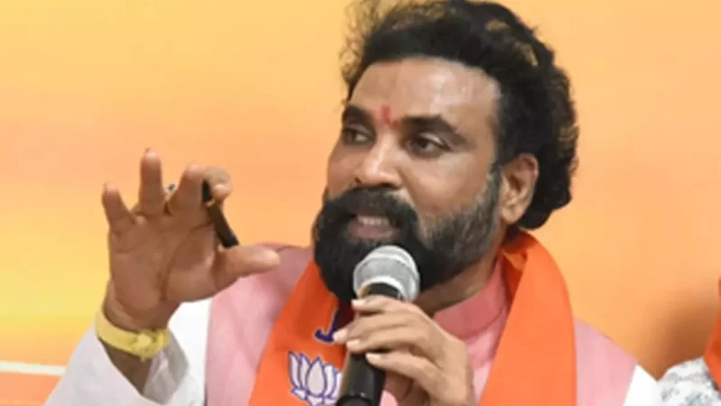 ಬಿಹಾರ ಚುನಾವಣೆಗೆ ಸಿಎಂ ಸಿದ್ದರಾಮಯ್ಯ ಅವರು 300 ಕೋಟಿ ಸಂಗ್ರಹ ಮಾಡಿದ್ದಾರೆ – ಮಾಜಿ ಸಚಿವ ಶ್ರೀರಾಮುಲು