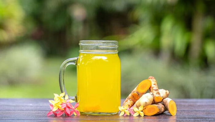 ಖಾಲಿ ಹೊಟ್ಟೆಯಲ್ಲಿ ಅರಶಿನ ನೀರು ಕುಡಿದ್ರೆ ಎಷ್ಟೊಂದು ಪ್ರಯೋಜನ!