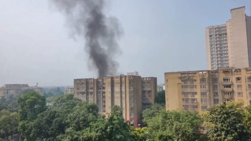 ಸಂಸತ್‌ ಭವನದ ಸಮೀಪವಿರುವ ಸಂಸದರ ವಸತಿ ಗೃಹದಲ್ಲಿ ಬೆಂಕಿ ನರ್ತನ