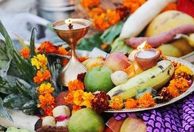 ಪ್ರತಿನಿತ್ಯ ದೇವರ ಪೂಜೆ ಮಾಡುವಾಗ ಈ  ತಪ್ಪುಗಳನ್ನ ಮಾಡಲೇ ಬೇಡಿ