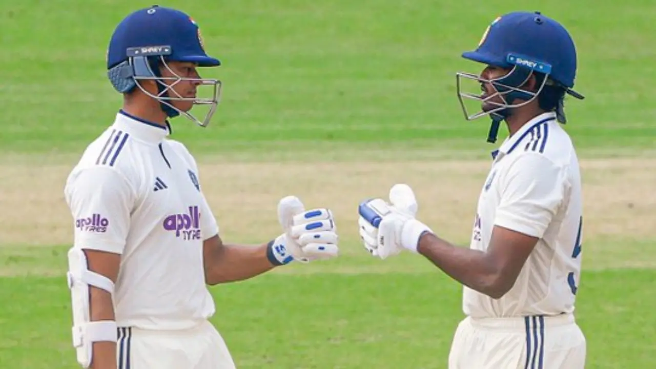 ವಿಂಡೀಸ್ ಬೆಂಡೆತ್ತಿದ ಜೈಸ್ವಾಲ್ – ಮೊದಲ ದಿನವೇ ಕೆರಿಬಿಯನ್ಸ್ ಗಲಿಬಿಲಿ!