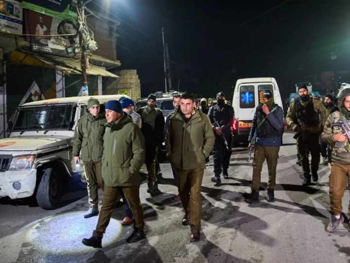 ಉ*ಗ್ರರಿಂದ ಸಂಗ್ರಹಿಸಿದ ಸ್ಫೋಟಕದಿಂದ ಸ್ಫೋಟ – ನೌಗಾಮ್ ಪೊಲೀಸ್ ಠಾಣೆಯಲ್ಲಿ 6 ಪೊಲೀಸರು ಸಾ*ವು