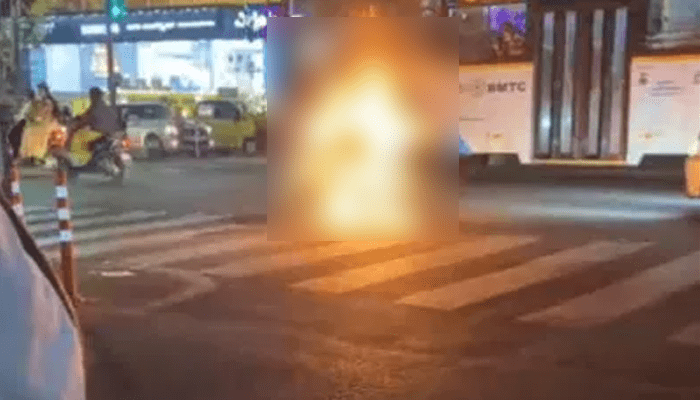 ಗಿಫ್ಟ್‌ ಸಿಕ್ಕ ಬೈಕ್‌ಗೆ ನಡುರಸ್ತೆಯಲ್ಲೇ ಬೆಂಕಿ ಇಟ್ಟ ಯುವಕ! –  ಅರೆಸ್ಟ್‌ ಆಗ್ತಿದ್ದಂತೆ ಬಯಲಾಯ್ತು ಶಾಕಿಂಗ್‌ ವಿಚಾರ!