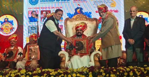 ಪುನೀತ್ ಕೆರೆಹಳ್ಳಿಗೆ ಸನ್ಮಾನ ಮಾಡಿದ್ದಕ್ಕೆ ಆಕ್ರೋಶ – ನನ್ನಿಂದ ತಪ್ಪಾಗಿದೆ, ಇನ್ನೂ ಪ್ರಶಸ್ತಿ ಕೊಡಲ್ಲವೆಂದ  ಮಾಜಿ ನ್ಯಾ. ಸಂತೋಷ್ ಹೆಗ್ಡೆ