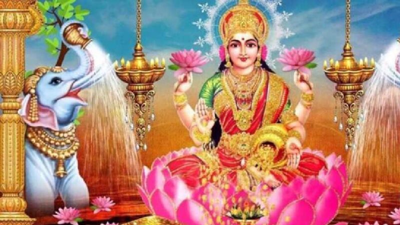 ಶುಕ್ರವಾರ ತ್ರಿದೇವತೆಯರನ್ನು ಪೂಜಿಸುವುದು ಹೇಗೆ? ಏನೆಲ್ಲಾ ನಿಯಮ ಅನುಸರಿಸಬೇಕು?