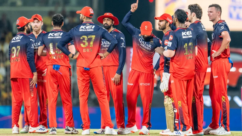 RCBಗೆ ಬೇಕು ಬ್ಯಾಕಪ್ ಬೌಲರ್ – ಹೇಜಲ್ ವುಡ್ ಬಗ್ಗೆ ಪಠಾಣ್ ಎಚ್ಚರಿಕೆಕೊಹ್ಲಿ & ಸಾಲ್ಟ್.. ಹೇಗಿದೆ ಪ್ಲೇಯಿಂಗ್ 11?