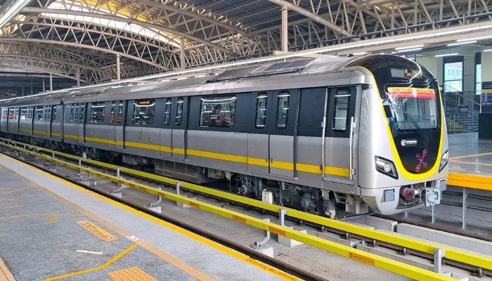 ನಮ್ಮ ಮೆಟ್ರೋ ಹಳದಿ ಮಾರ್ಗದ ಪ್ರಯಾಣಿಕರಿಗೆ ಗುಡ್‌ನ್ಯೂಸ್!‌ – ಇನ್ಮುಂದೆ 8 ನಿಮಿಷಕ್ಕೊಮ್ಮೆ ರೈಲು ಸಂಚಾರ?