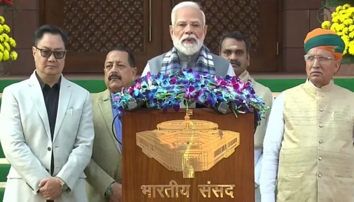 ಸಂಸತ್ತು ಗೆಲುವಿನ ದುರಹಂಕಾರ ಪ್ರದರ್ಶನಕ್ಕೆ ವೇದಿಕೆ ಆಗಬಾರದು – ಅಧಿವೇಶ ಆರಂಭಕ್ಕೂ ಮುನ್ನ ಪ್ರಧಾನಿ ಮೋದಿ ಕಿವಿಮಾತು