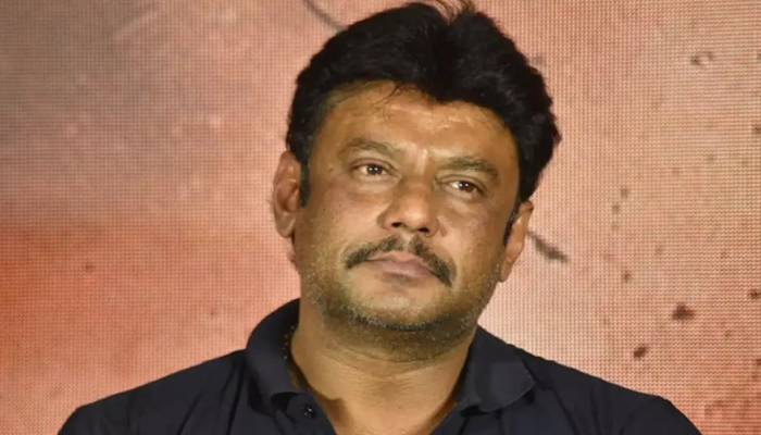 ದರ್ಶನ್‌ ಜೈಲಿನಲ್ಲಿದ್ರೂ ರೈಫಲ್‌ ಸೀಜ್‌ ಮಾಡಿಲ್ಲ ಯಾಕೆ? – ಪೊಲೀಸರ ಮೇಲೆಯೇ ಶುರುವಾಯ್ತು ಡೌಟ್!