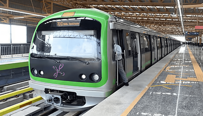 ನಮ್ಮ ಮೆಟ್ರೋ ಪ್ರಯಾಣಿಕರಿಗೆ ಗುಡ್‌ನ್ಯೂಸ್!‌ – ಇನ್ಮುಂದೆ 4 ನಿಮಿಷಗಳಿಗೊಮ್ಮೆ ರೈಲು ಸಂಚಾರ
