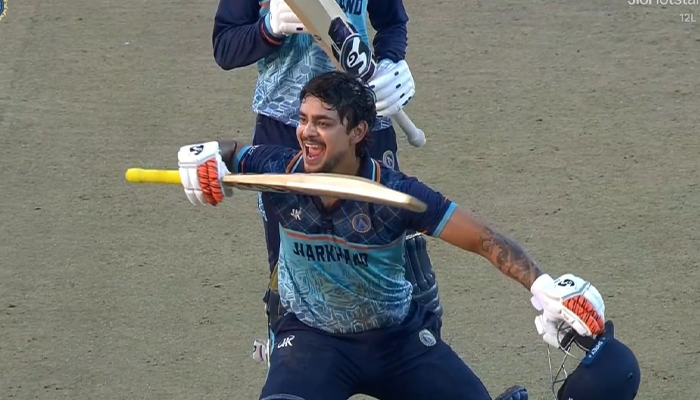 SMATನಲ್ಲಿ ಕಿಶನ್ ಖದರ್.. T-20I ರೇಸ್ ​​ಗೆ ಸೆಂಚುರಿ ಸ್ಟಾರ್ – ಇಶಾನ್ ಗತ್ತು BCCIಗೆ ತಲೆ ಬಾಗುತ್ತಾ?