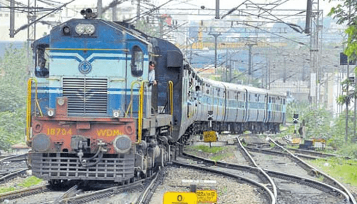 ಕರಾವಳಿ ರೈಲು ಪ್ರಯಾಣಿಕರಿಗೆ ಗುಡ್‌ನ್ಯೂಸ್‌ -ಕ್ರಿಸ್‌ಮಸ್‌ಗೆ ಹೊರಡಲಿದೆ ವಿಶೇಷ ರೈಲು