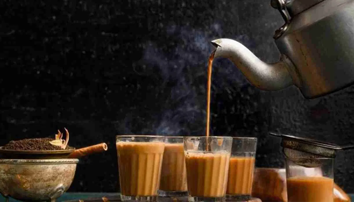 ಟೀ, ಕಾಫಿ ಕುಡಿಯುವಾಗ ಈ ಆಹಾರ ಸೇವಿಸ್ತೀರಾ? – ಎಚ್ಚರ ನಿಮ್ಮ ಆರೋಗ್ಯ ಹಾಳಾಗೋ ಮುನ್ನ ಈ ವಿಚಾರ ತಿಳಿದುಕೊಳ್ಳಿ!