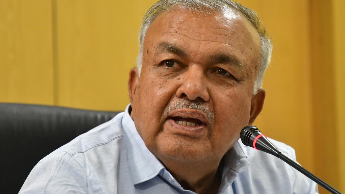 15 ವರ್ಷ ಮೀರಿದ ವಾಹನಗಳಿಗೆ ಒಂದು ವರ್ಷ ವಿಸ್ತರಣೆ  ಮಾಡಿ – ಕೇಂದ್ರಕ್ಕೆ ಪತ್ರ ಬರೆದ ಸಾರಿಗೆ ಸಚಿವ ರಾಮಲಿಂಗಾ ರೆಡ್ಡಿ