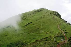 ನ್ಯೂ ಇಯರ್‌ಗೆ ಮುಳ್ಳಯ್ಯನಗಿರಿ, ಸೀತಾಳಯ್ಯನಗಿರಿಗೆ ನೋ ಎಂಟ್ರಿ –  ನಂದಿ ಹಿಲ್ಸ್ ಹೋಗುವ ಪ್ಲ್ಯಾನ್ ಚೇಂಜ್ ಮಾಡಿ