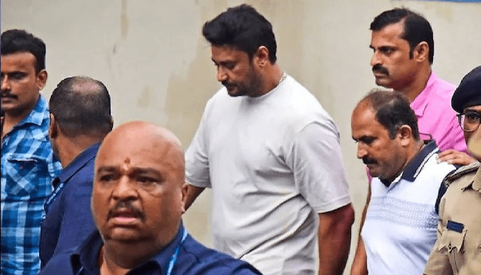 ಜೈಲಿನಲ್ಲಿ ದರ್ಶನ್‌ಗೆ ರಾಜಾತಿಥ್ಯ ಕೇಸ್!‌ – ತನಿಖಾ ರಿಪೋರ್ಟ್ ಕೇಳಿ ಕಮಿಷನರ್ ಗೆ ಪತ್ರ ಬರೆದ ಡಿಜಿ ಅಲೋಕ್ ಕುಮಾರ್!