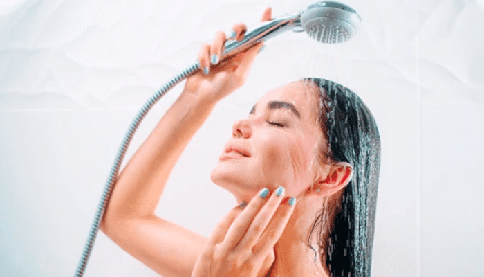 ತಣ್ಣೀರು ಸ್ನಾನ ಮಾಡೋದು ಡೇಂಜರ್? – BP, ಶುಗರ್ ಇದ್ರೆ ಈ ತಪ್ಪು ಮಾಡ್ಲೇಬೇಡಿ!