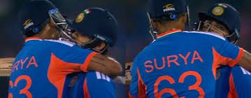 ಎರಡು ವರ್ಷಗಳ ನಂತರ ಇಶಾನ್ ಕಿಶನ್ ಭರ್ಜರಿ ಬ್ಯಾಟಿಂಗ್ – ತಂಡಕ್ಕೆ ಆಸರೆಯಾದ ಇಶಾನ್‌ಗೆ ಸೂರ್ಯನ ಭಾವನಾತ್ಮಕ ಅಪ್ಪುಗೆನಾಯಕ ಅಂದರೆ ಹೀಗಿರಬೇಕು ಎಂದು ಸೂರ್ಯನ ಹೊಗಳಿದ ಫ್ಯಾನ್ಸ್