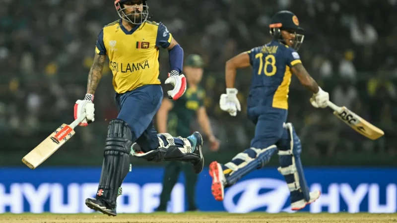 ಡಗೌಟ್ ನಿಂದ್ಲೇ ಜಯಸೂರ್ಯ ಸಿಡಿಲು – ಲಂಕಾ ಹೊಡೆತಕ್ಕೆ ಆಸೀಸ್ ಔಟ್ವಿಂಡೀಸ್ ದೈತ್ಯರು ವೆರಿ ಡೇಂಜರಸ್