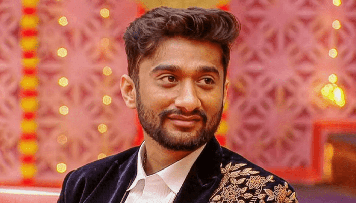 ಗಿಲ್ಲಿ ಹಣ ಇದ್ದವರನ್ನು ಮಾತ್ರ ಮೀಟ್‌ ಮಾಡೋದಾ? – ಬಿಗ್‌ಬಾಸ್‌ ವಿನ್ನರ್ ನಡೆಗೆ ಫ್ಯಾನ್ಸ್‌ ಗರಂ!