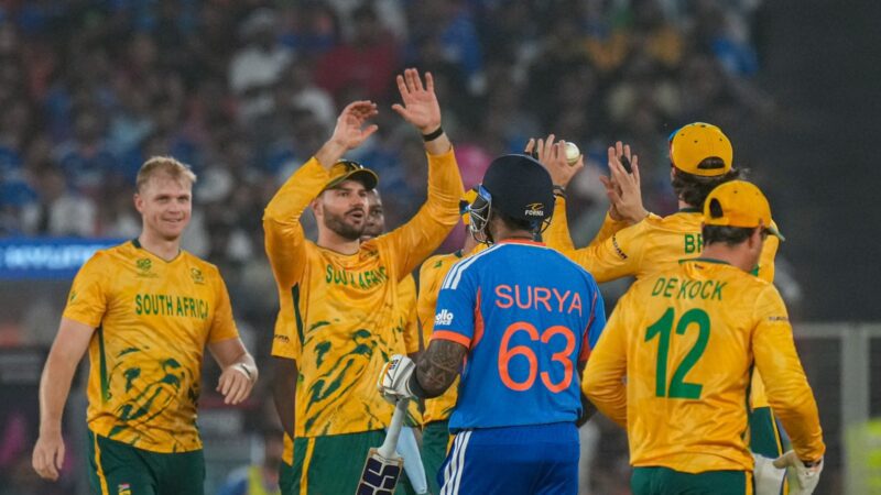 ಬ್ಯಾಟಿಂಗ್ ಬಲ ಕಳ್ಕೊಂಡ ಭಾರತ – ಕ್ಯಾಪ್ಟನ್, ಕೋಚ್ ಗೆ ತಲೆ ಇಲ್ವಾ?ವೈಸ್ ಕ್ಯಾಪ್ಟನ್ ಡ್ರಾಪ್ ಮಾಡಿದ್ದು ಸರಿನಾ?