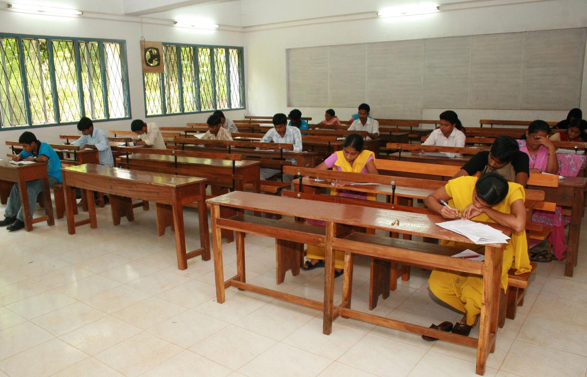 ಫೆ 28ರಿಂದ ಮಾ.17ರ ವರೆಗೆ ದ್ವಿತೀಯ ಪಿಯುಸಿ – ಮಾ. 18 ರಿಂದ ಏ.2ಕ್ಕೆSSLC ಎಕ್ಸಾಂ