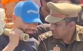 ಮಗನ ಯಶಸ್ಸು ನೋಡುವ ಮೊದಲೇ ಅನಾರೋಗ್ಯಕ್ಕೆ ಬಲಿಯಾದ ತಂದೆ – ಅಪ್ಪನ ಅಂತ್ಯಕ್ರಿಯೆ ಮುಗಿಸಿ ತಂಡಕ್ಕೆ ಮರಳಿದ ರಿಂಕು ಸಿಂಗ್