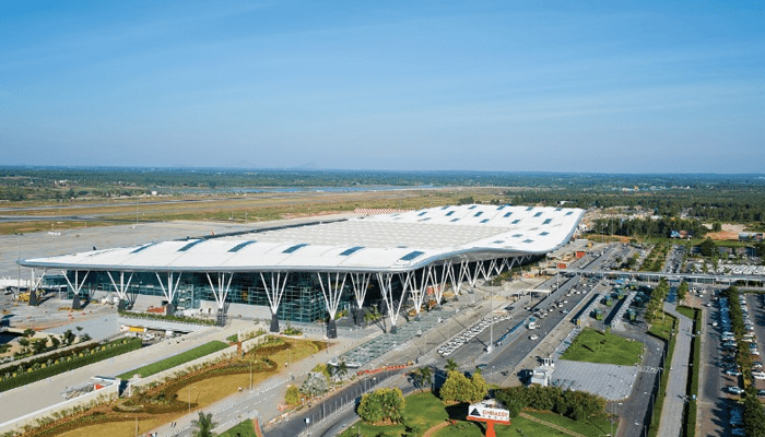 ಇರಾನ್‌ – ಇಸ್ರೇಲ್‌ ಯುದ್ದ ಎಫೆಕ್ಟ್!‌  – ಬೆಂಗಳೂರಿಗೆ ಆಗಮಿಸಬೇಕಿದ್ದ 9, ನಿರ್ಗಮಿಸಬೇಕಿದ್ದ 10 ವಿಮಾನಗಳು ರದ್ದು