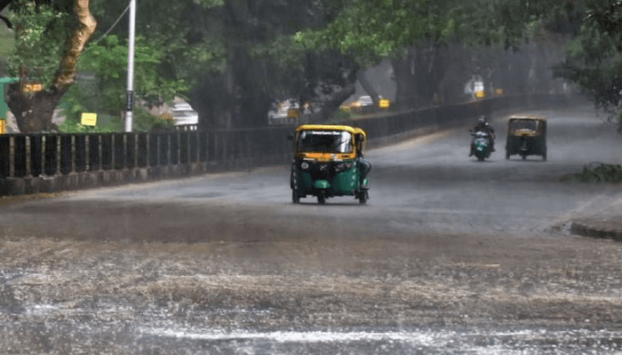 ರಾಜ್ಯದಲ್ಲಿ ಮತ್ತೆ ವರುಣನ ಆರ್ಭಟ! –  ಕರಾವಳಿ  ಸೇರಿದಂತೆ 17 ಜಿಲ್ಲೆಗಳಲ್ಲಿ ಎಲ್ಲೋ ಅಲರ್ಟ್‌!